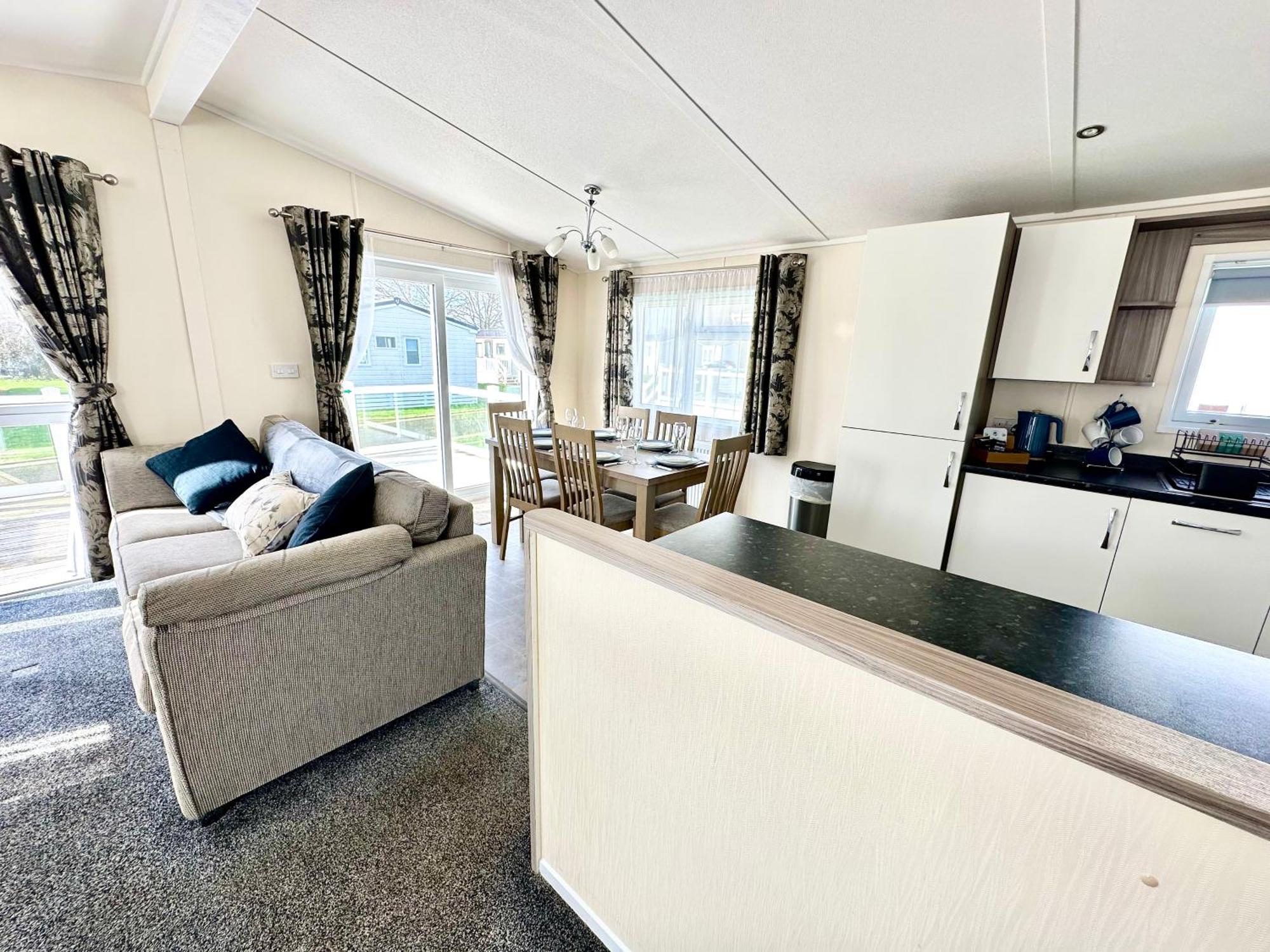 Bluebell Lodge, Dog Friendly South Cerney Exterior photo