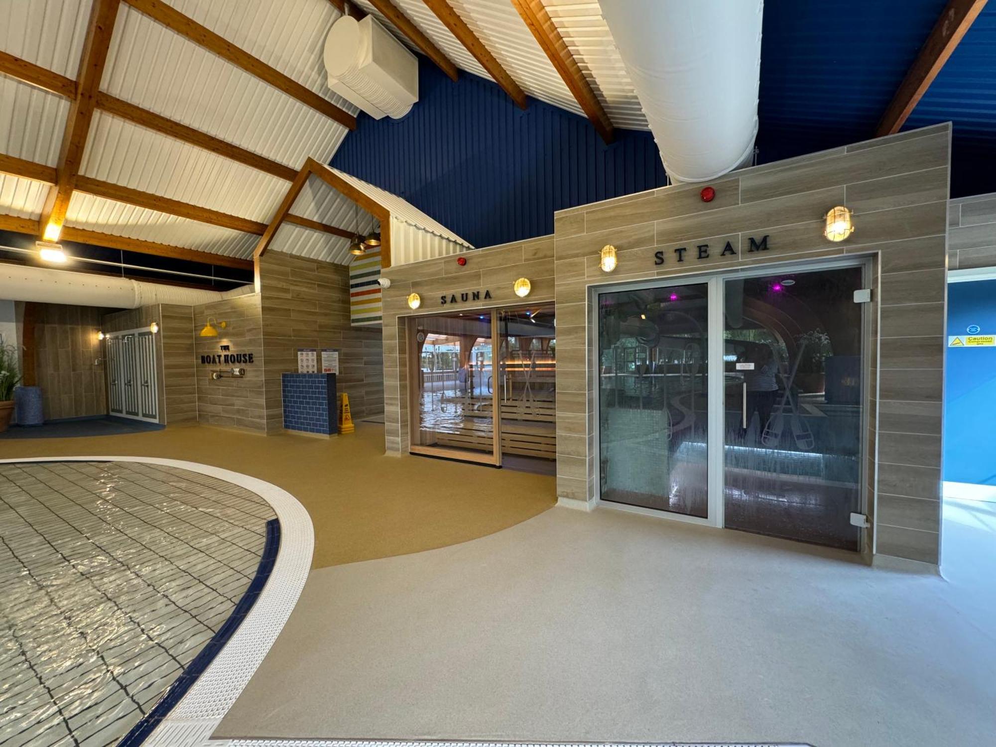 Bluebell Lodge, Dog Friendly South Cerney Exterior photo